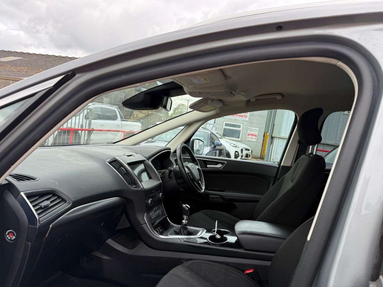 A 2020 FORD S-MAX 2.0 EcoBlue Titanium MPV 5dr Diesel Manual Euro 6 (s/s) (150 ps) A 2020 FORD S-MAX 2.0 EcoBlue Titanium MPV 5dr Diesel Manual Euro 6 (s/s) (150 ps)