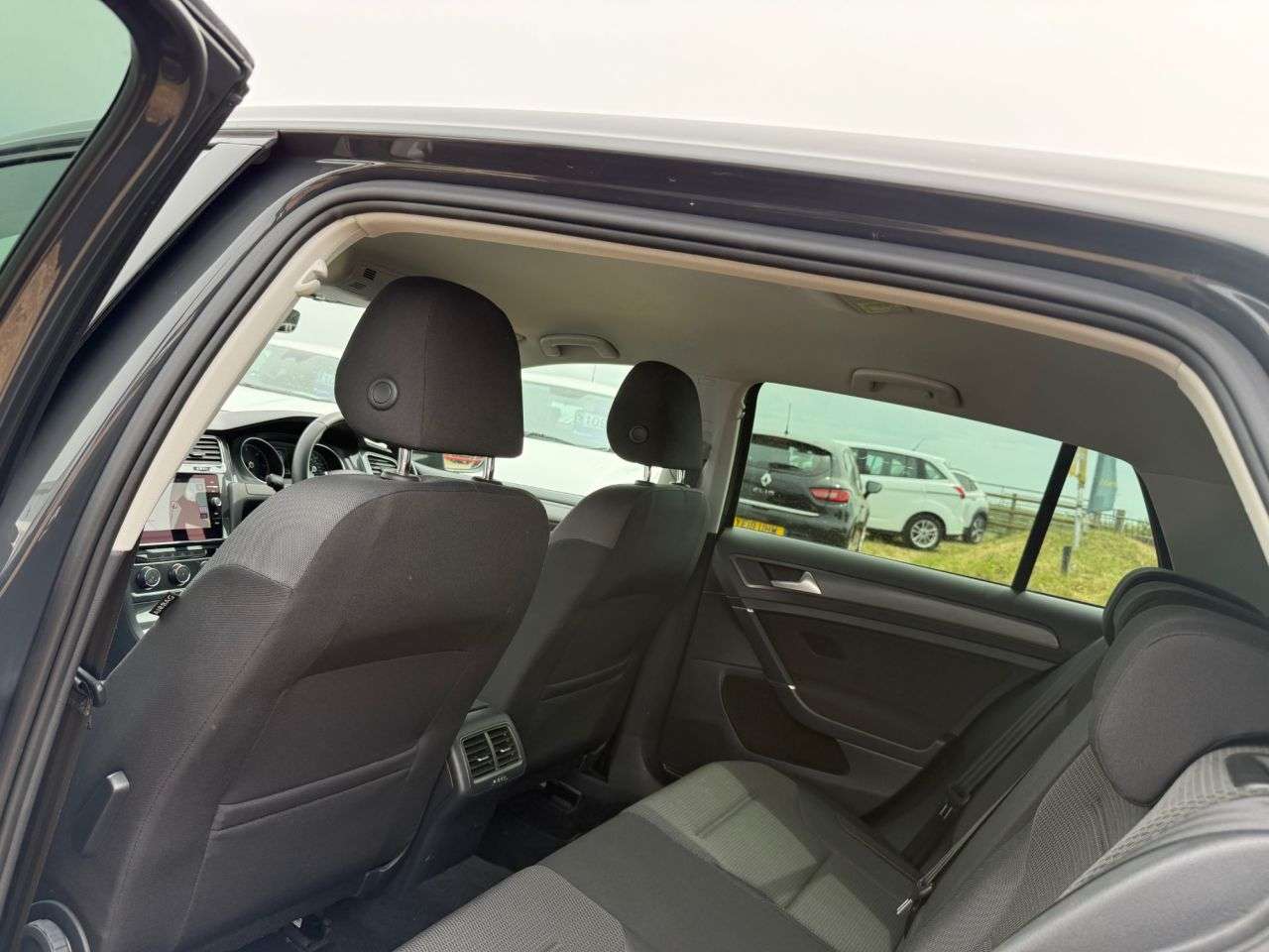 2018 VOLKSWAGEN GOLF 2018 VOLKSWAGEN GOLF
