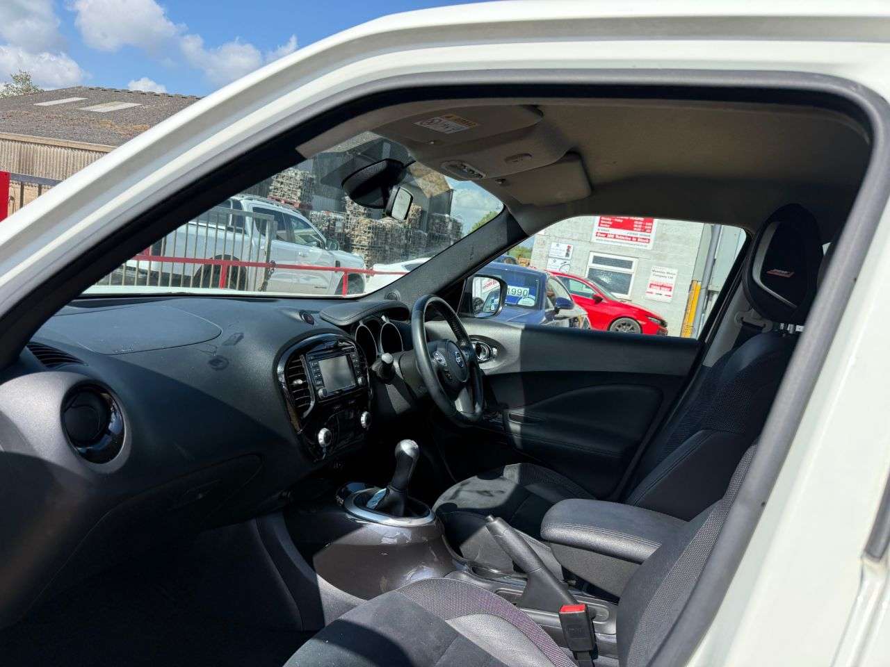 A 2019 NISSAN JUKE 1.6 Bose Personal Edition SUV 5dr Petrol Manual Euro 6 (112 ps) A 2019 NISSAN JUKE 1.6 Bose Personal Edition SUV 5dr Petrol Manual Euro 6 (112 ps)