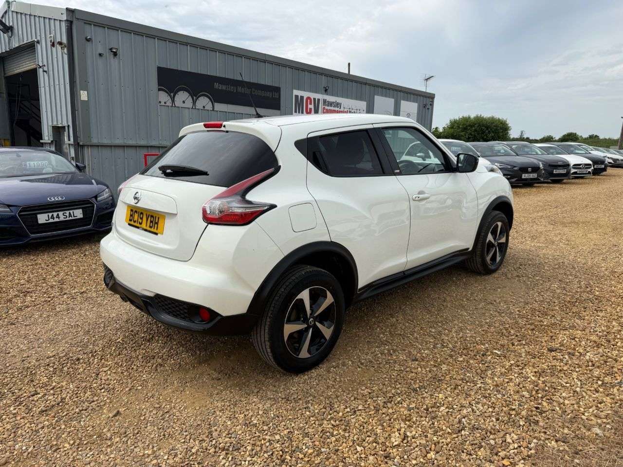 A 2019 NISSAN JUKE 1.6 Bose Personal Edition SUV 5dr Petrol Manual Euro 6 (112 ps) A 2019 NISSAN JUKE 1.6 Bose Personal Edition SUV 5dr Petrol Manual Euro 6 (112 ps)