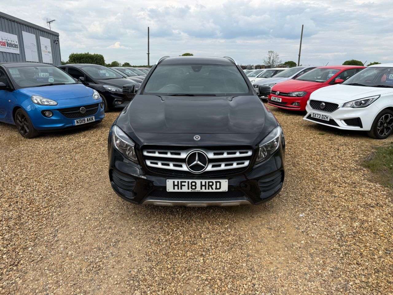 A 2018 MERCEDES-BENZ GLA 1.6 GLA200 AMG Line SUV 5dr Petrol 7G-DCT Euro 6 (s/s) (156 ps) A 2018 MERCEDES-BENZ GLA 1.6 GLA200 AMG Line SUV 5dr Petrol 7G-DCT Euro 6 (s/s) (156 ps)