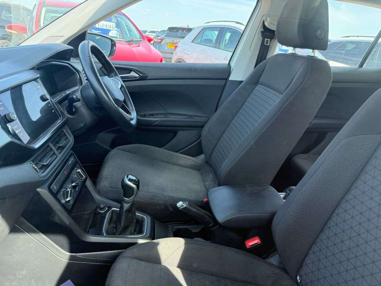 A 2022 VOLKSWAGEN T-CROSS 1.0 TSI SE SUV 5dr Petrol Manual Euro 6 (s/s) (95 ps) A 2022 VOLKSWAGEN T-CROSS 1.0 TSI SE SUV 5dr Petrol Manual Euro 6 (s/s) (95 ps)
