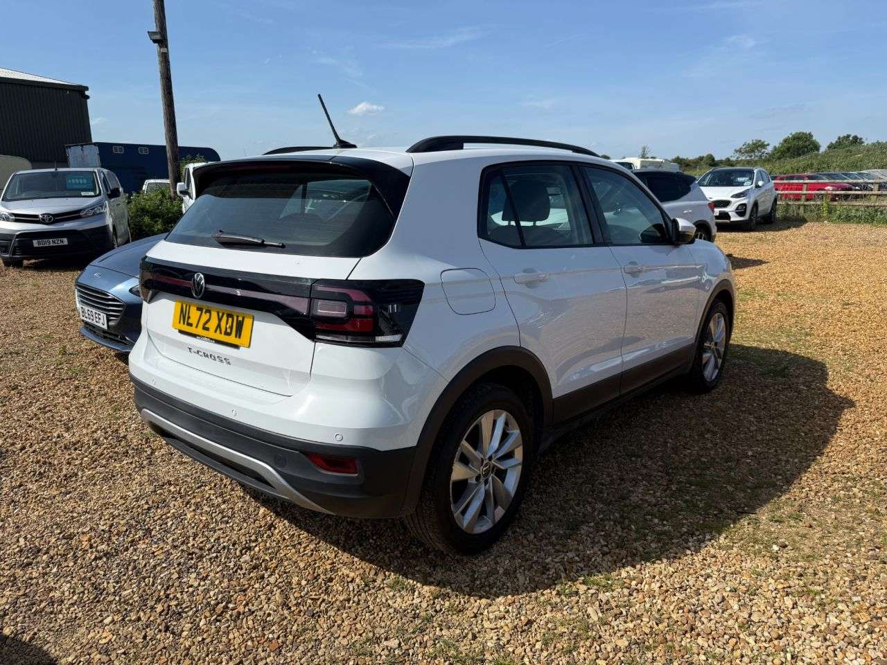 A 2022 VOLKSWAGEN T-CROSS 1.0 TSI SE SUV 5dr Petrol Manual Euro 6 (s/s) (95 ps) A 2022 VOLKSWAGEN T-CROSS 1.0 TSI SE SUV 5dr Petrol Manual Euro 6 (s/s) (95 ps)