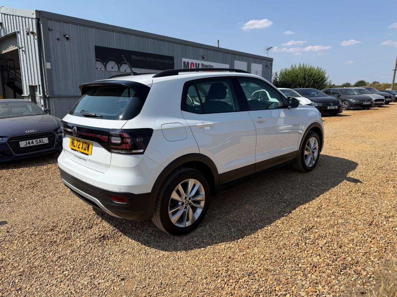 A 2022 VOLKSWAGEN T-CROSS 1.0 TSI SE SUV 5dr Petrol Manual Euro 6 (s/s) (95 ps) A 2022 VOLKSWAGEN T-CROSS 1.0 TSI SE SUV 5dr Petrol Manual Euro 6 (s/s) (95 ps)