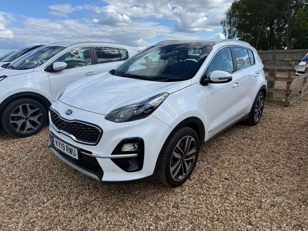 A 2019 KIA SPORTAGE 1.6 CRDi 4 SUV 5dr Diesel DCT AWD Euro 6 (s/s) (134 bhp) A 2019 KIA SPORTAGE 1.6 CRDi 4 SUV 5dr Diesel DCT AWD Euro 6 (s/s) (134 bhp)