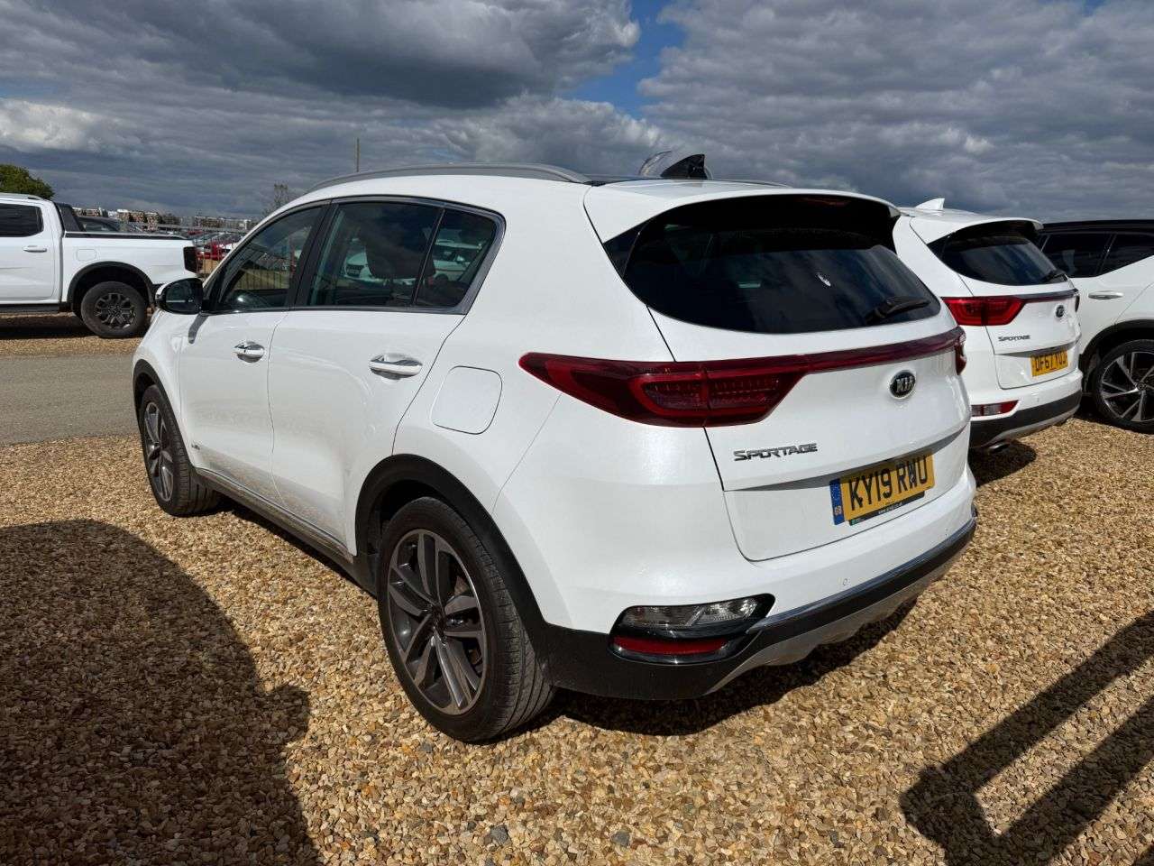 A 2019 KIA SPORTAGE 1.6 CRDi 4 SUV 5dr Diesel DCT AWD Euro 6 (s/s) (134 bhp) A 2019 KIA SPORTAGE 1.6 CRDi 4 SUV 5dr Diesel DCT AWD Euro 6 (s/s) (134 bhp)