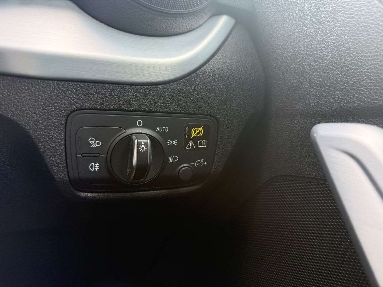 2018 AUDI Q2 2018 AUDI Q2