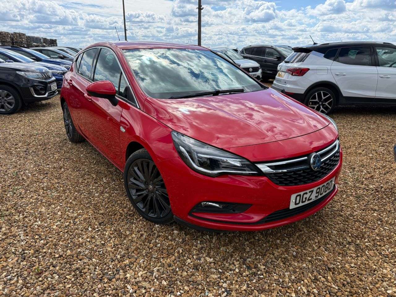 A 2019 VAUXHALL ASTRA 1.4i Turbo Griffin Hatchback 5dr Petrol Manual Euro 6 (s/s) (150 ps) A 2019 VAUXHALL ASTRA 1.4i Turbo Griffin Hatchback 5dr Petrol Manual Euro 6 (s/s) (150 ps)