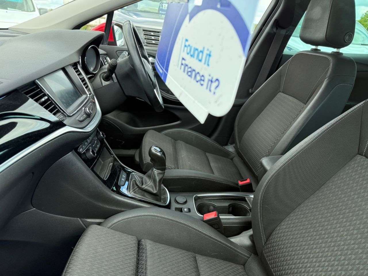 A 2019 VAUXHALL ASTRA 1.4i Turbo Griffin Hatchback 5dr Petrol Manual Euro 6 (s/s) (150 ps) A 2019 VAUXHALL ASTRA 1.4i Turbo Griffin Hatchback 5dr Petrol Manual Euro 6 (s/s) (150 ps)