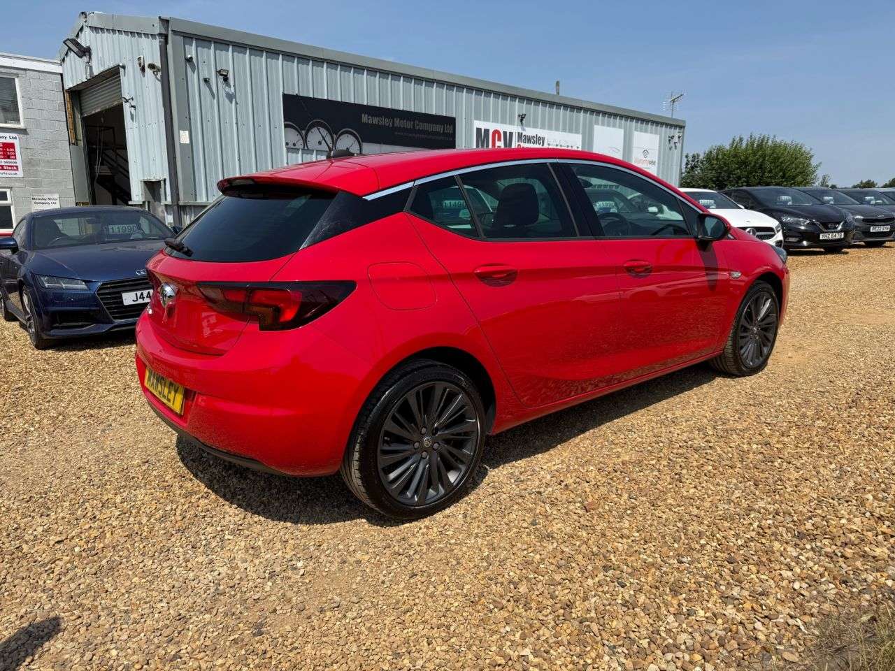A 2019 VAUXHALL ASTRA 1.4i Turbo Griffin Hatchback 5dr Petrol Manual Euro 6 (s/s) (150 ps) A 2019 VAUXHALL ASTRA 1.4i Turbo Griffin Hatchback 5dr Petrol Manual Euro 6 (s/s) (150 ps)