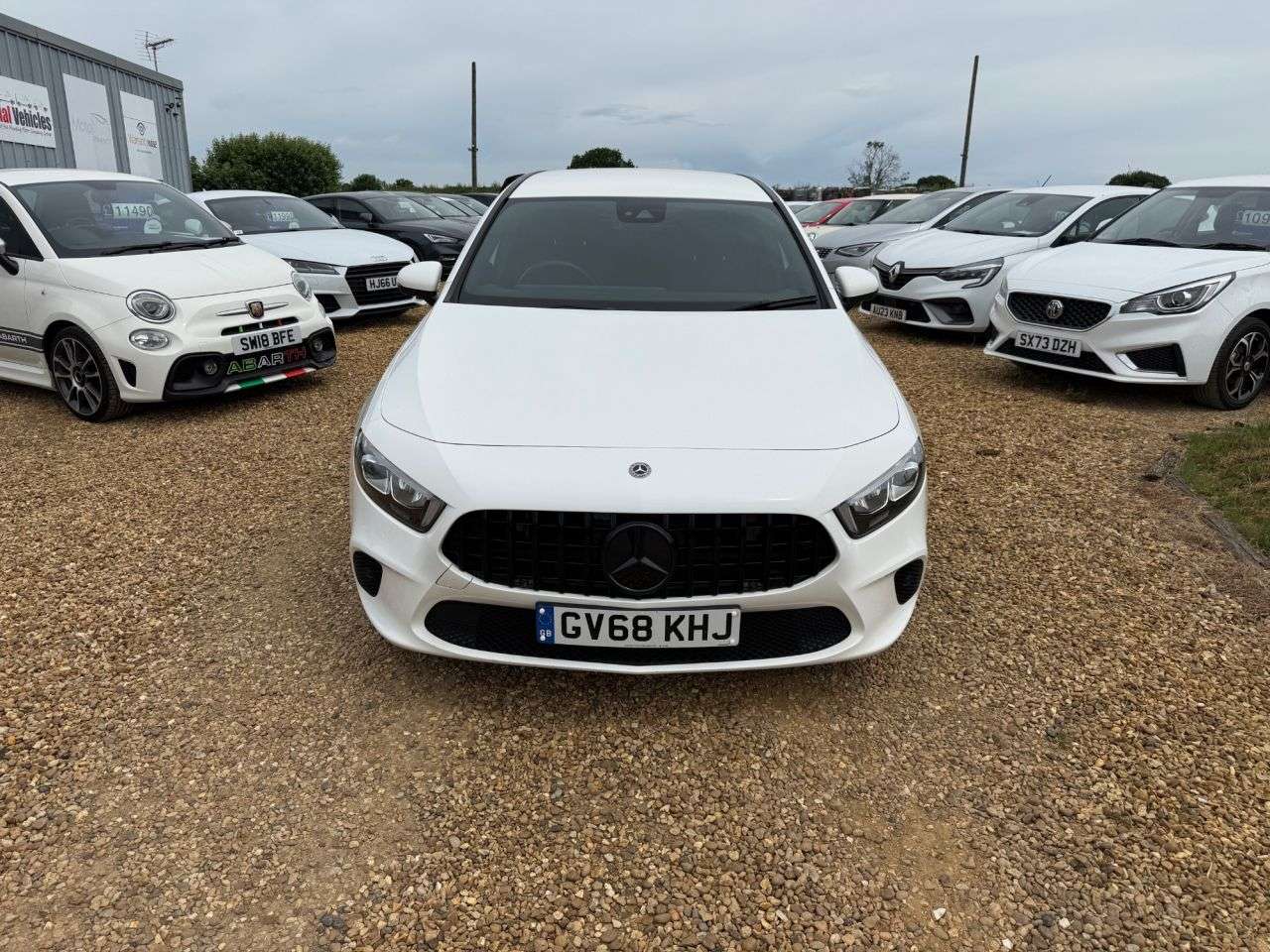 A 2018 MERCEDES-BENZ A-CLASS 1.5 A180d Sport (Executive) Hatchback 5dr Diesel 7G-DCT Euro 6 (s/s) (116 p A 2018 MERCEDES-BENZ A-CLASS 1.5 A180d Sport (Executive) Hatchback 5dr Diesel 7G-DCT Euro 6 (s/s) (116 p