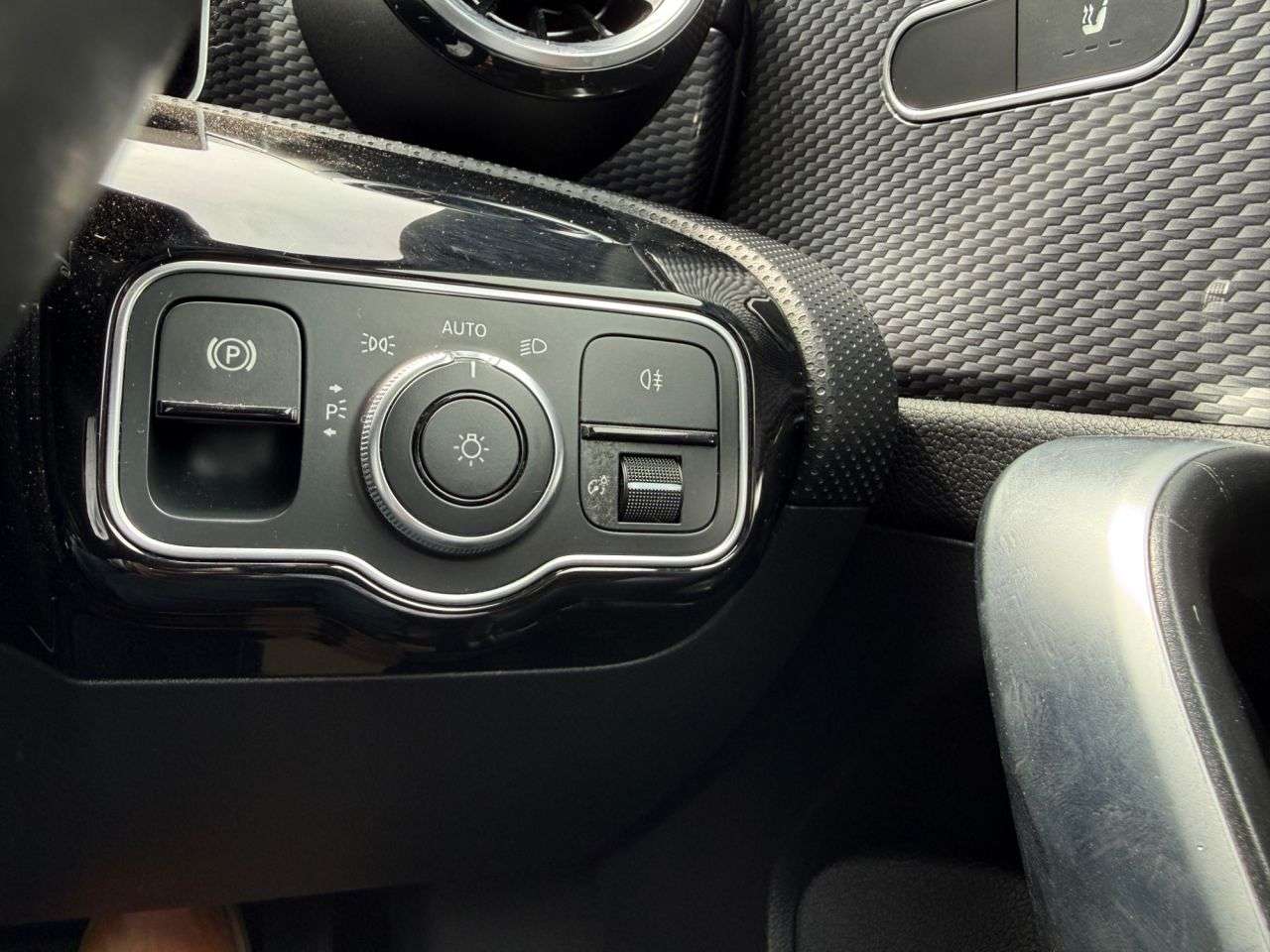 2018 MERCEDES-BENZ A-CLASS 2018 MERCEDES-BENZ A-CLASS