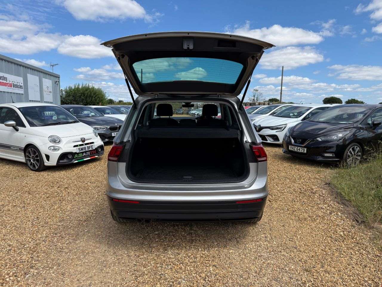 2017 VOLKSWAGEN TIGUAN 2017 VOLKSWAGEN TIGUAN