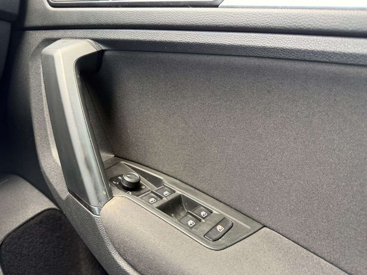 2017 VOLKSWAGEN TIGUAN 2017 VOLKSWAGEN TIGUAN