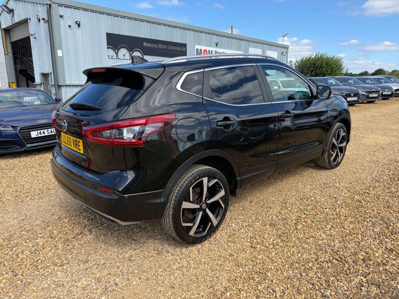 A 2018 NISSAN QASHQAI 1.5 dCi Tekna SUV 5dr Diesel Manual Euro 6 (s/s) (115 ps) A 2018 NISSAN QASHQAI 1.5 dCi Tekna SUV 5dr Diesel Manual Euro 6 (s/s) (115 ps)