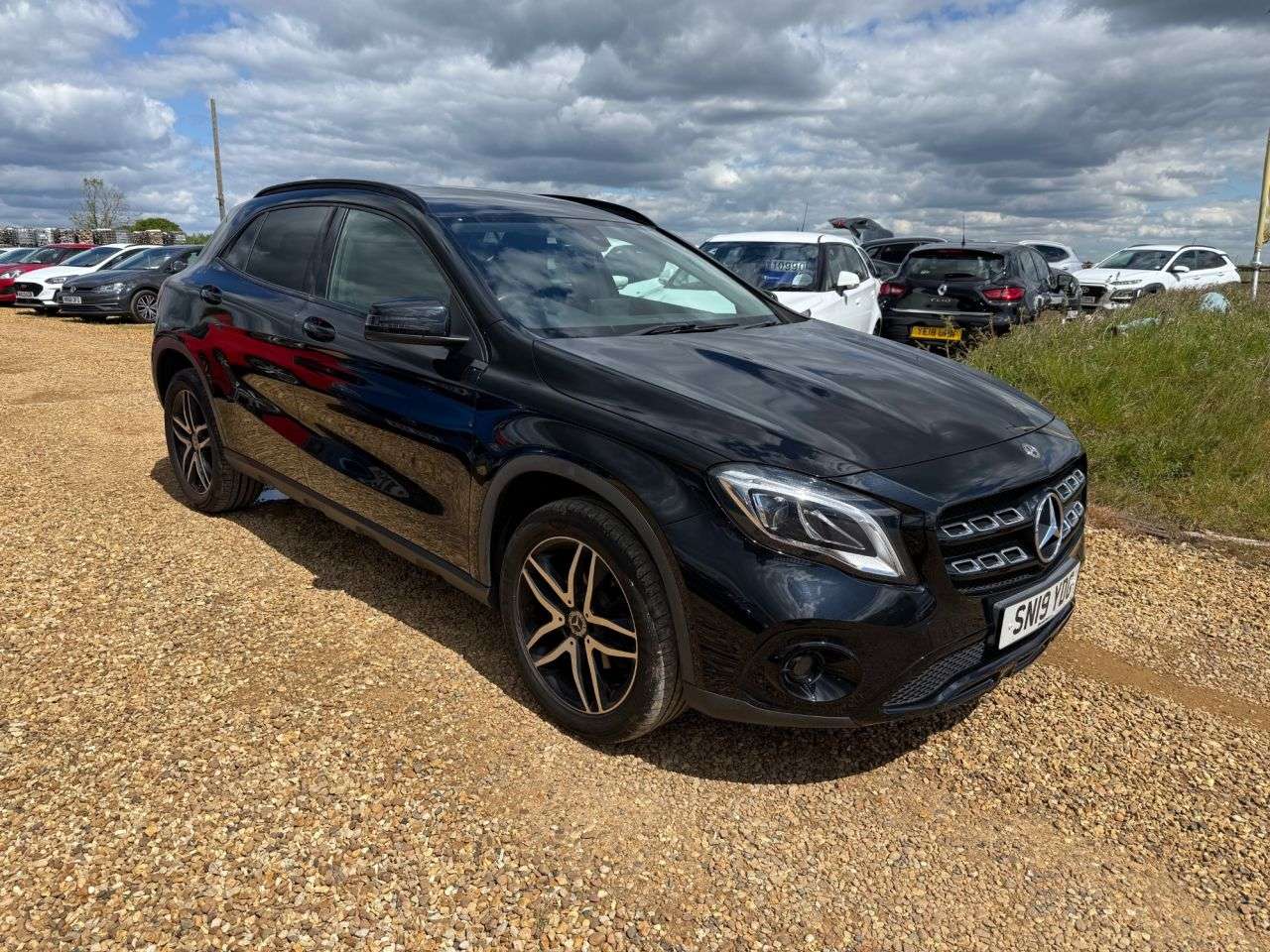 A 2019 MERCEDES-BENZ GLA 1.6 GLA180 Urban Edition SUV 5dr Petrol Manual Euro 6 (s/s) (122 ps) A 2019 MERCEDES-BENZ GLA 1.6 GLA180 Urban Edition SUV 5dr Petrol Manual Euro 6 (s/s) (122 ps)