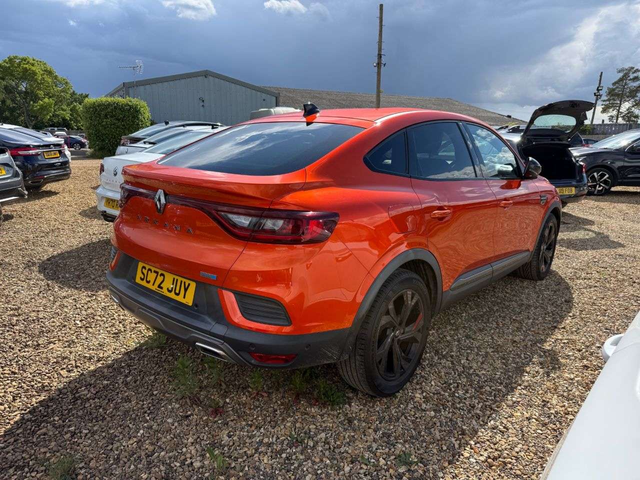A 2023 RENAULT ARKANA 1.6 E-TECH r.s. line SUV 5dr Petrol Hybrid Auto 2WD Euro 6 (s/s) (145 bhp) A 2023 RENAULT ARKANA 1.6 E-TECH r.s. line SUV 5dr Petrol Hybrid Auto 2WD Euro 6 (s/s) (145 bhp)