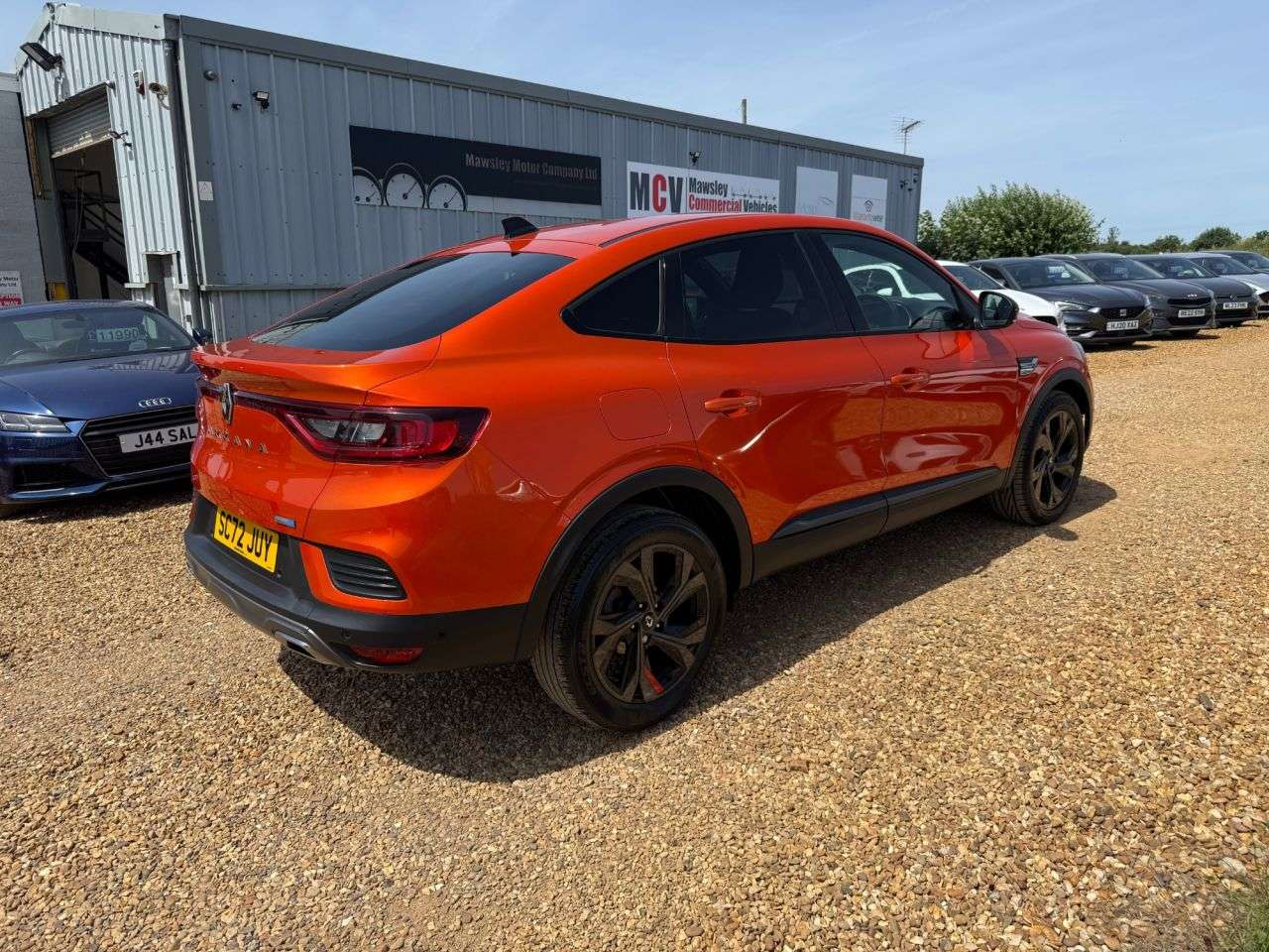 A 2023 RENAULT ARKANA 1.6 E-TECH r.s. line SUV 5dr Petrol Hybrid Auto 2WD Euro 6 (s/s) (145 bhp) A 2023 RENAULT ARKANA 1.6 E-TECH r.s. line SUV 5dr Petrol Hybrid Auto 2WD Euro 6 (s/s) (145 bhp)