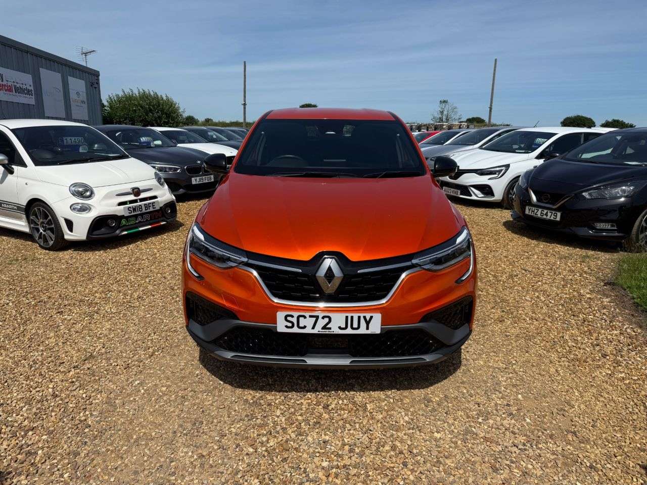 A 2023 RENAULT ARKANA 1.6 E-TECH r.s. line SUV 5dr Petrol Hybrid Auto 2WD Euro 6 (s/s) (145 bhp) A 2023 RENAULT ARKANA 1.6 E-TECH r.s. line SUV 5dr Petrol Hybrid Auto 2WD Euro 6 (s/s) (145 bhp)