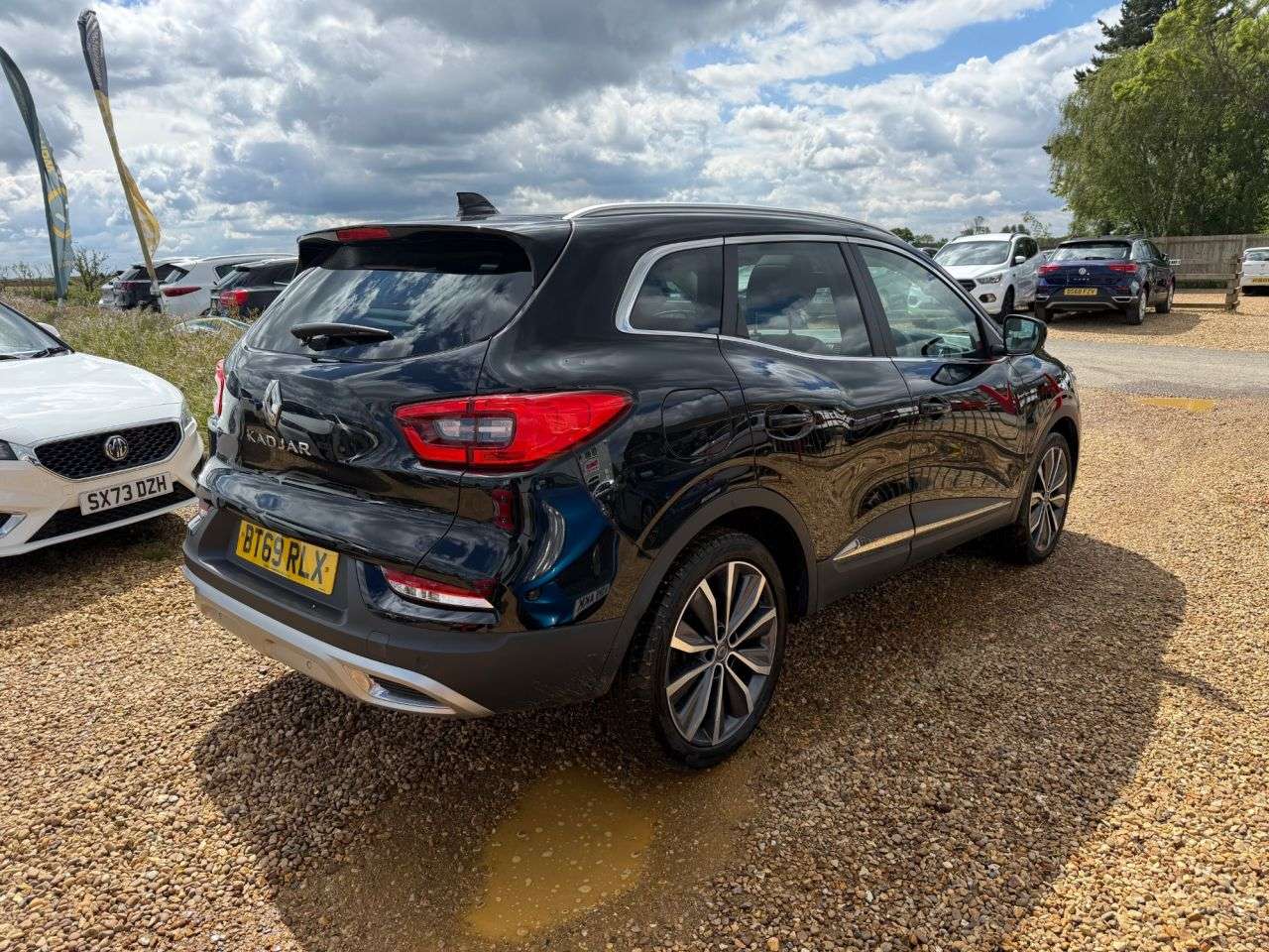 A 2019 RENAULT KADJAR 1.3 TCe S Edition SUV 5dr Petrol Manual Euro 6 (s/s) (140 ps) A 2019 RENAULT KADJAR 1.3 TCe S Edition SUV 5dr Petrol Manual Euro 6 (s/s) (140 ps)