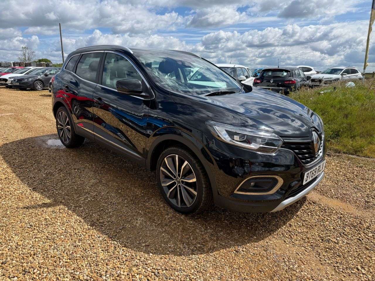 A 2019 RENAULT KADJAR 1.3 TCe S Edition SUV 5dr Petrol Manual Euro 6 (s/s) (140 ps) A 2019 RENAULT KADJAR 1.3 TCe S Edition SUV 5dr Petrol Manual Euro 6 (s/s) (140 ps)