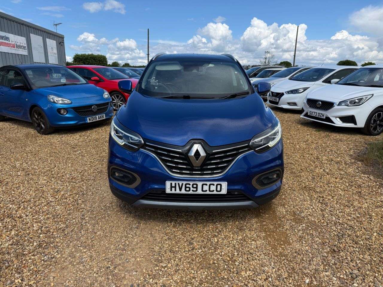 A 2019 RENAULT KADJAR 1.3 TCe GT Line SUV 5dr Petrol Manual Euro 6 (s/s) (140 ps) A 2019 RENAULT KADJAR 1.3 TCe GT Line SUV 5dr Petrol Manual Euro 6 (s/s) (140 ps)