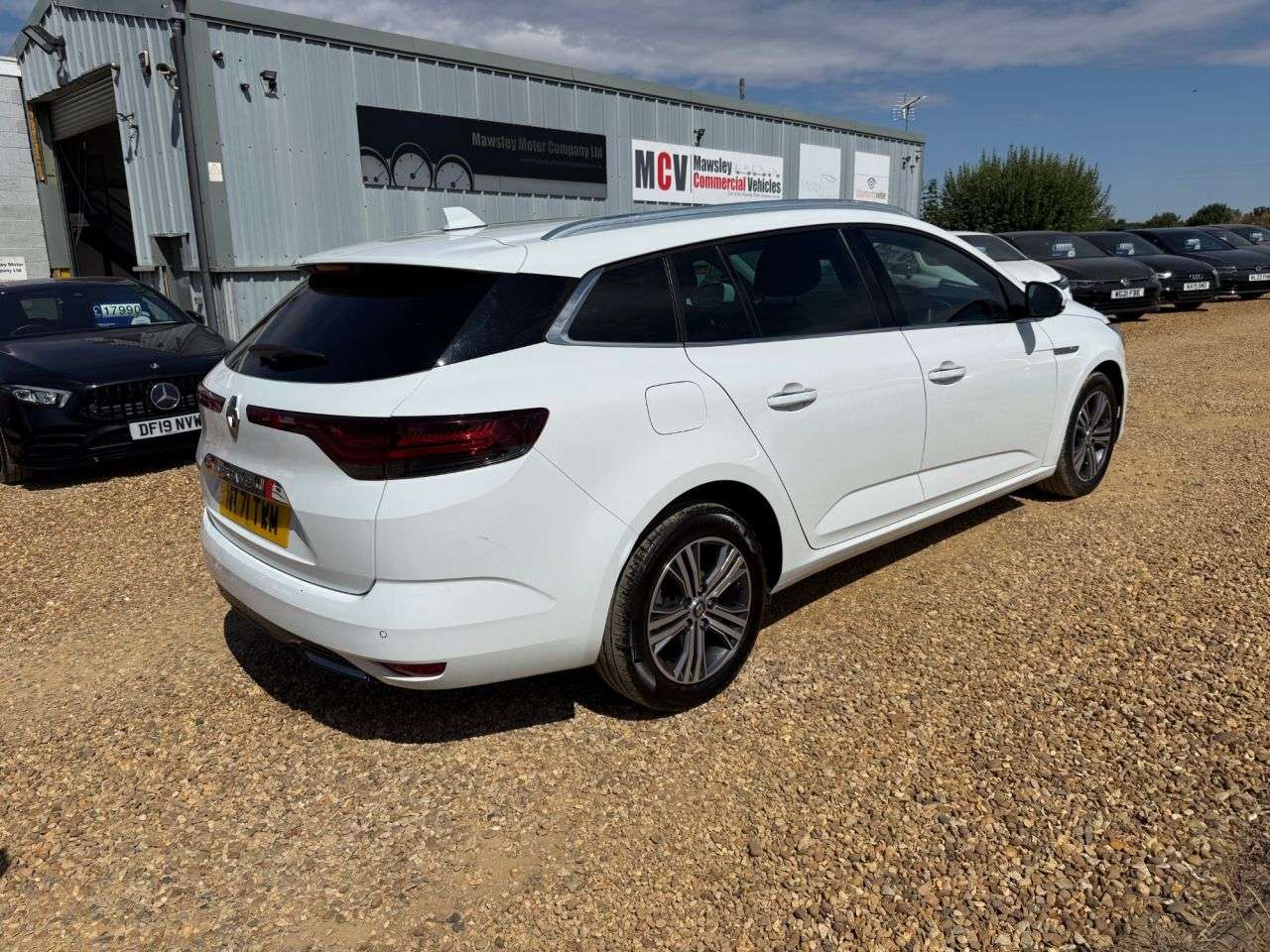 A 2022 RENAULT MEGANE 1.5 Blue dCi Iconic Sport Tourer 5dr Diesel Manual Euro 6 (s/s) (115 ps) A 2022 RENAULT MEGANE 1.5 Blue dCi Iconic Sport Tourer 5dr Diesel Manual Euro 6 (s/s) (115 ps)
