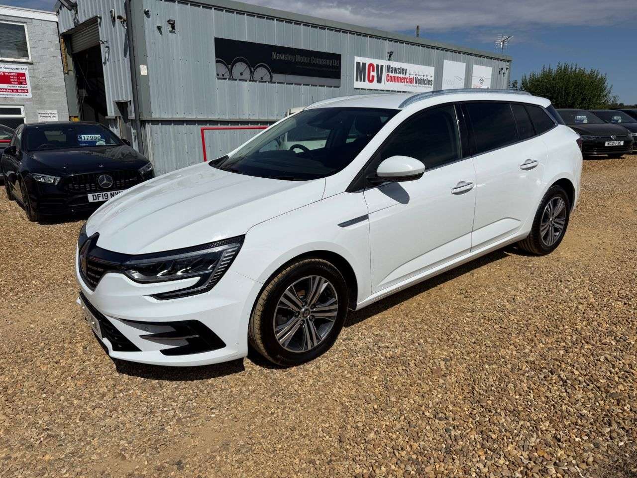 A 2022 RENAULT MEGANE 1.5 Blue dCi Iconic Sport Tourer 5dr Diesel Manual Euro 6 (s/s) (115 ps) A 2022 RENAULT MEGANE 1.5 Blue dCi Iconic Sport Tourer 5dr Diesel Manual Euro 6 (s/s) (115 ps)