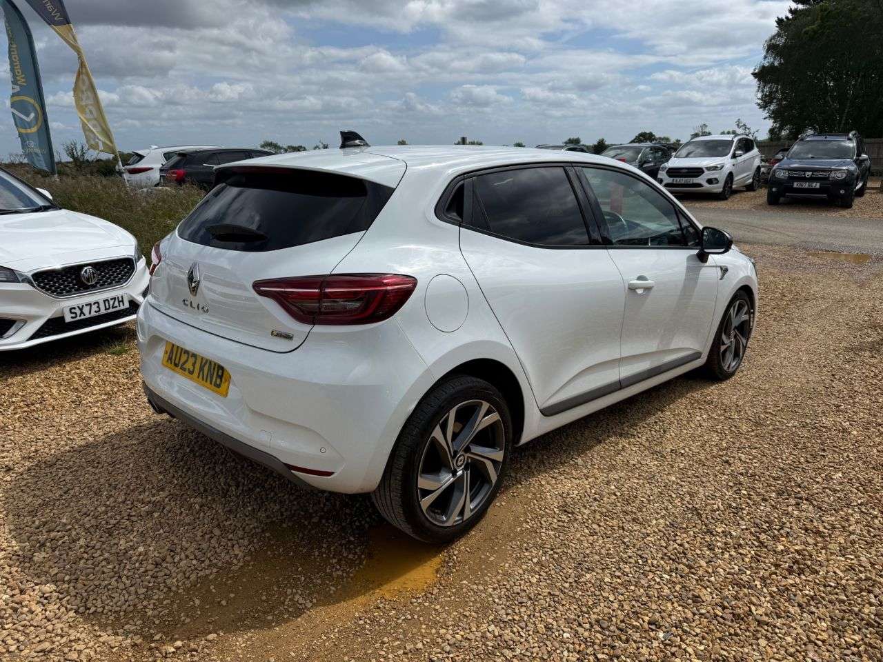 A 2023 RENAULT CLIO 1.0 TCe RS Line Hatchback 5dr Petrol Manual Euro 6 (s/s) (90 ps) A 2023 RENAULT CLIO 1.0 TCe RS Line Hatchback 5dr Petrol Manual Euro 6 (s/s) (90 ps)