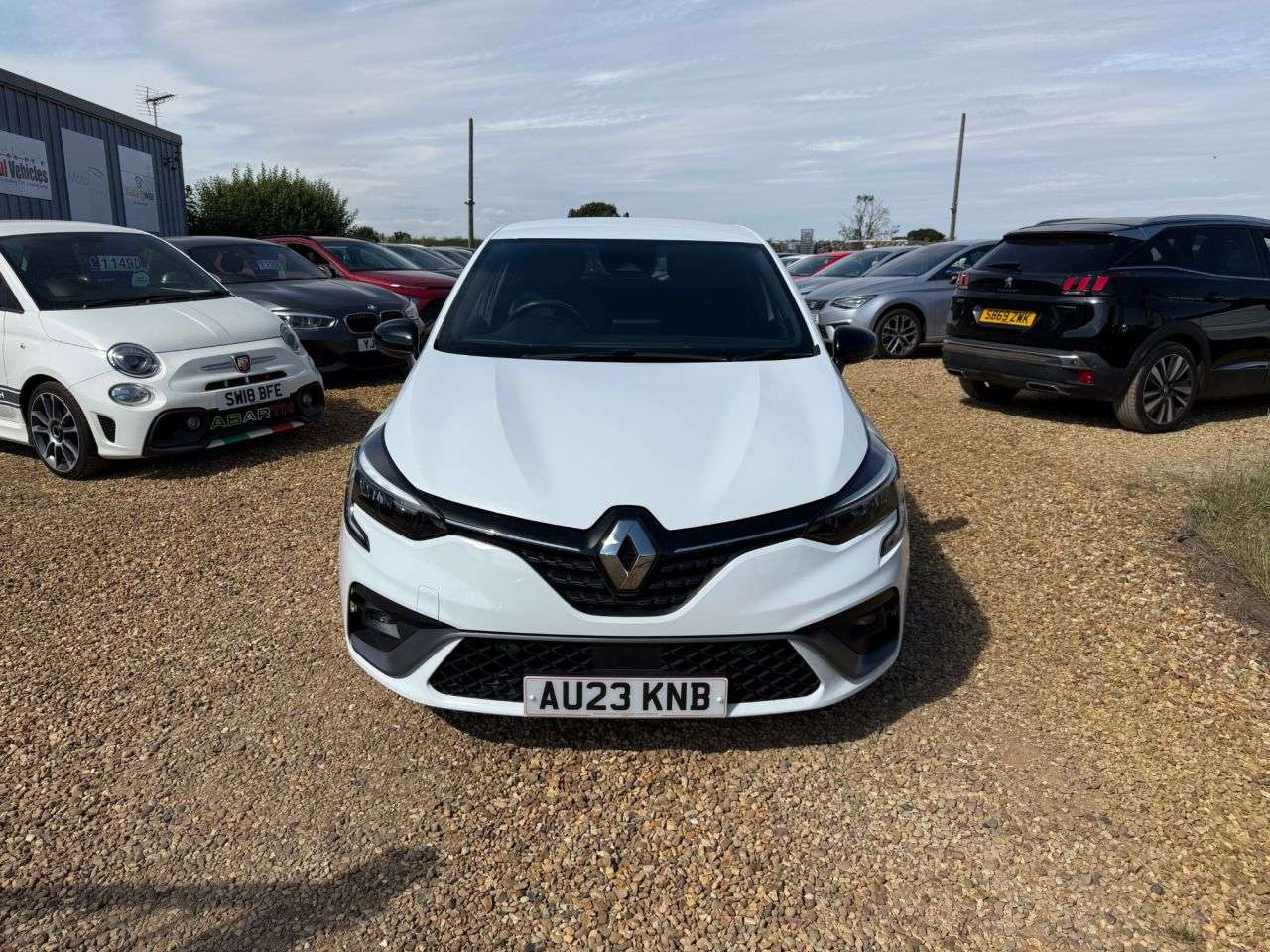 A 2023 RENAULT CLIO 1.0 TCe RS Line Hatchback 5dr Petrol Manual Euro 6 (s/s) (90 ps) A 2023 RENAULT CLIO 1.0 TCe RS Line Hatchback 5dr Petrol Manual Euro 6 (s/s) (90 ps)