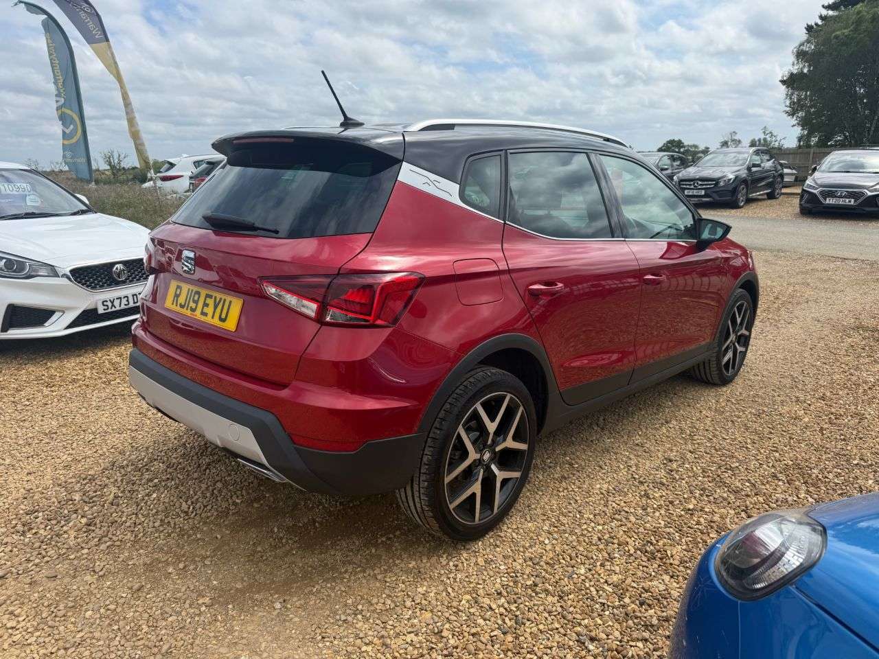 A 2019 SEAT ARONA 1.5 TSI GPF EVO FR Sport SUV 5dr Petrol Manual Euro 6 (s/s) (150 ps) A 2019 SEAT ARONA 1.5 TSI GPF EVO FR Sport SUV 5dr Petrol Manual Euro 6 (s/s) (150 ps)