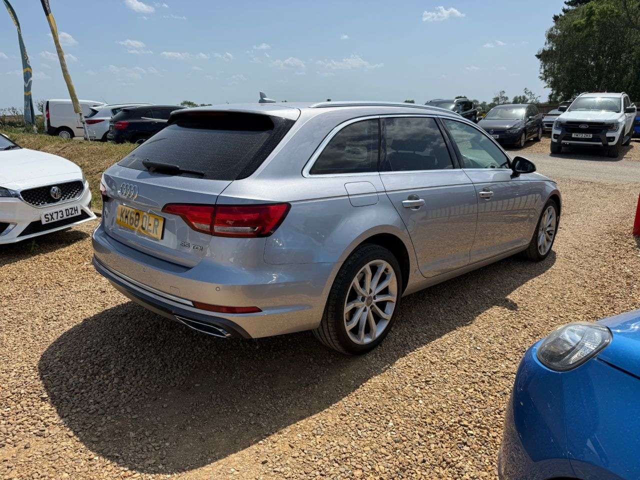 A 2019 AUDI A4 AVANT 2.0 TDI 35 Sport Estate 5dr Diesel S Tronic Euro 6 (s/s) (150 ps) A 2019 AUDI A4 AVANT 2.0 TDI 35 Sport Estate 5dr Diesel S Tronic Euro 6 (s/s) (150 ps)