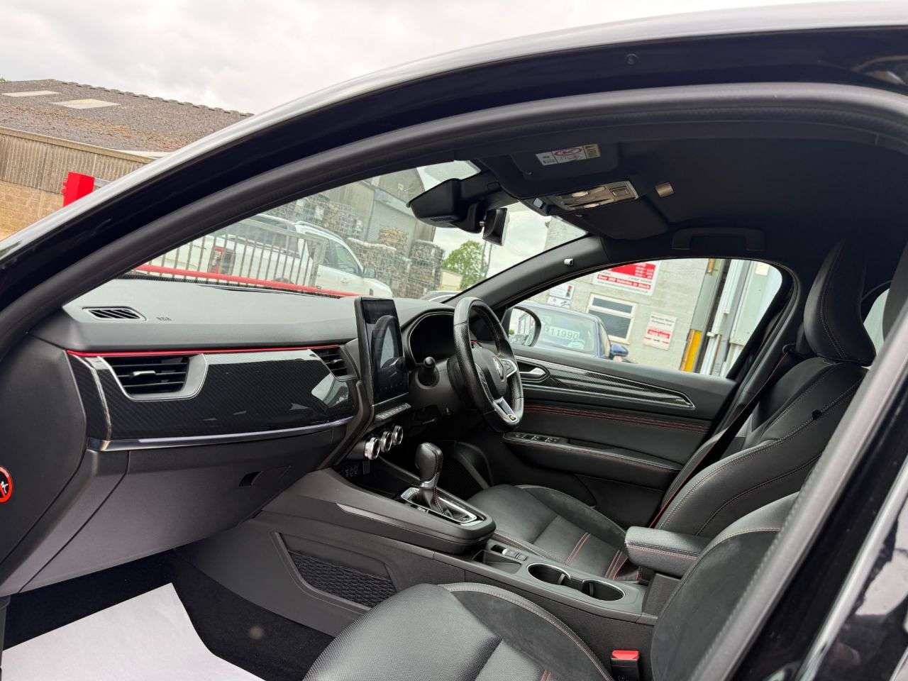 A 2023 RENAULT ARKANA 1.6 E-TECH r.s. line SUV 5dr Petrol Hybrid Auto 2WD Euro 6 (s/s) (145 bhp) A 2023 RENAULT ARKANA 1.6 E-TECH r.s. line SUV 5dr Petrol Hybrid Auto 2WD Euro 6 (s/s) (145 bhp)