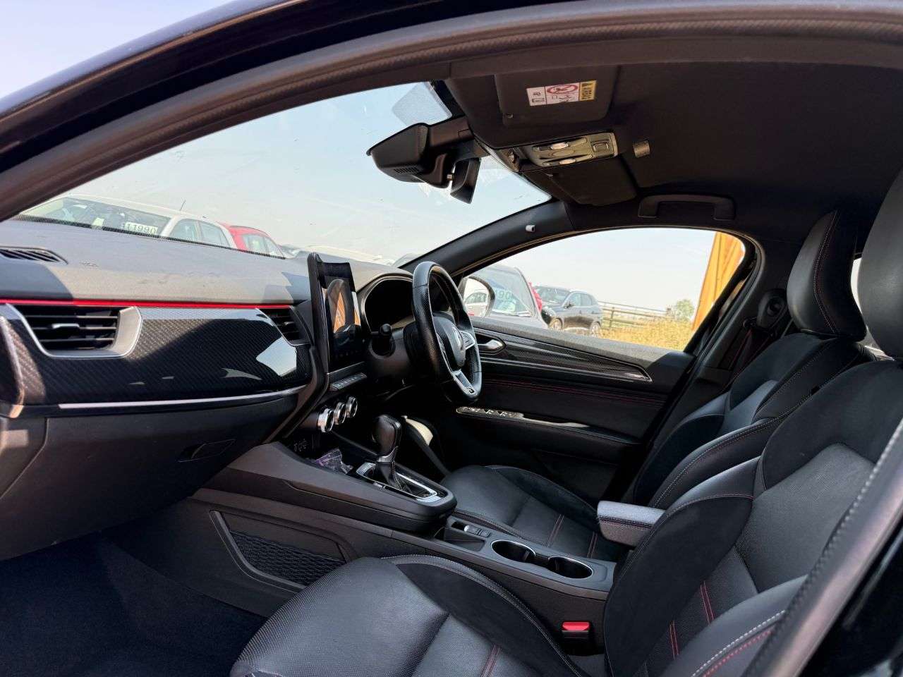 A 2023 RENAULT ARKANA 1.6 E-TECH r.s. line SUV 5dr Petrol Hybrid Auto 2WD Euro 6 (s/s) (145 bhp) A 2023 RENAULT ARKANA 1.6 E-TECH r.s. line SUV 5dr Petrol Hybrid Auto 2WD Euro 6 (s/s) (145 bhp)
