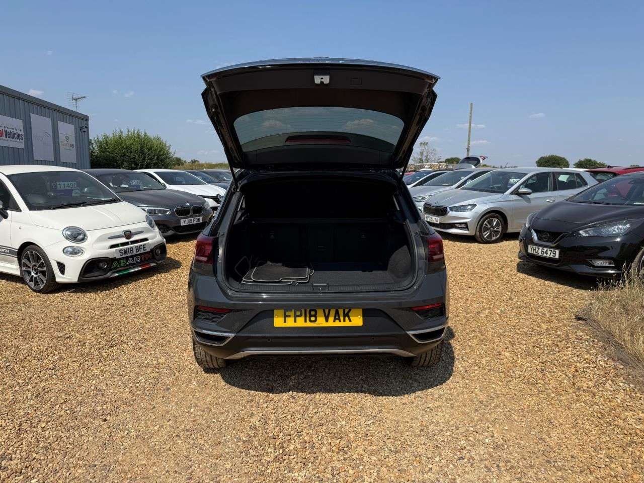 2018 VOLKSWAGEN T-ROC 2018 VOLKSWAGEN T-ROC