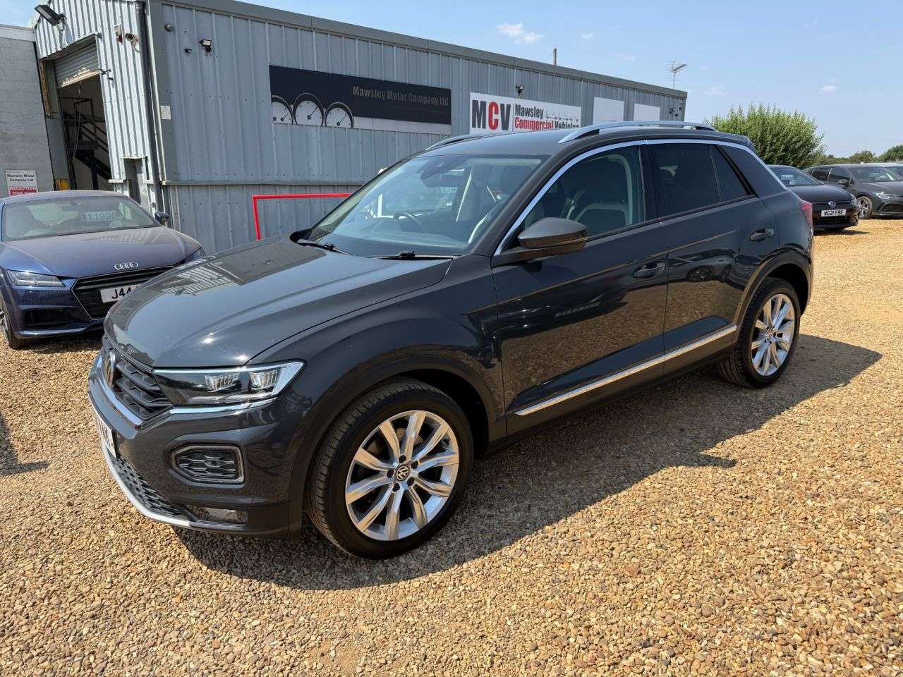 A 2018 VOLKSWAGEN T-ROC 1.5 TSI EVO SEL SUV 5dr Petrol Manual Euro 6 (s/s) (150 ps) A 2018 VOLKSWAGEN T-ROC 1.5 TSI EVO SEL SUV 5dr Petrol Manual Euro 6 (s/s) (150 ps)