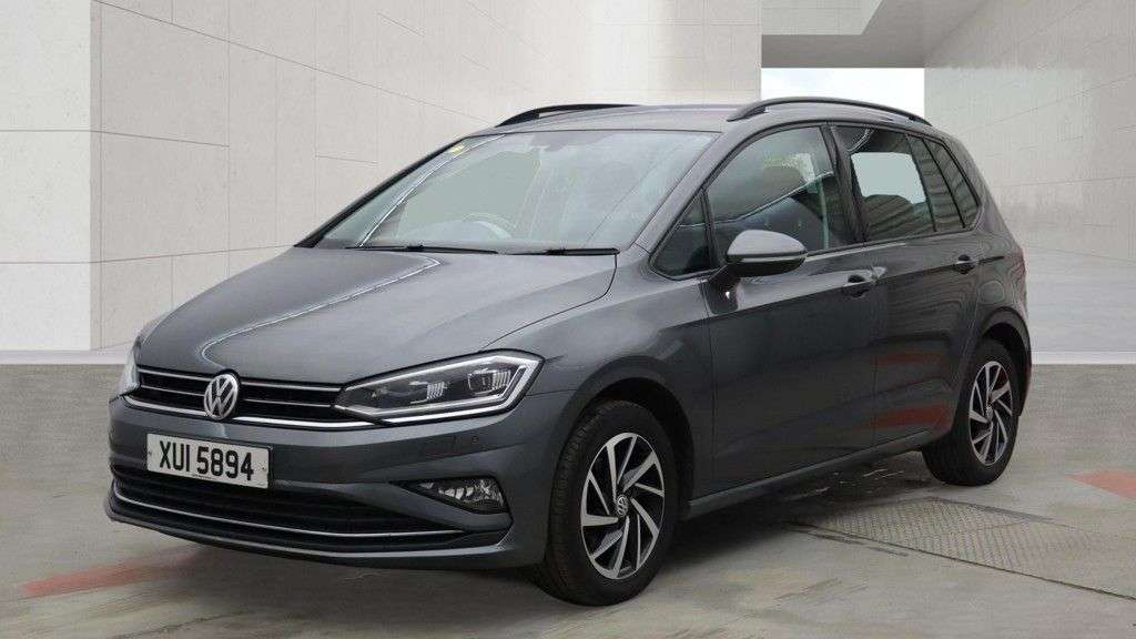 2019 VOLKSWAGEN GOLF SV 2019 VOLKSWAGEN GOLF SV
