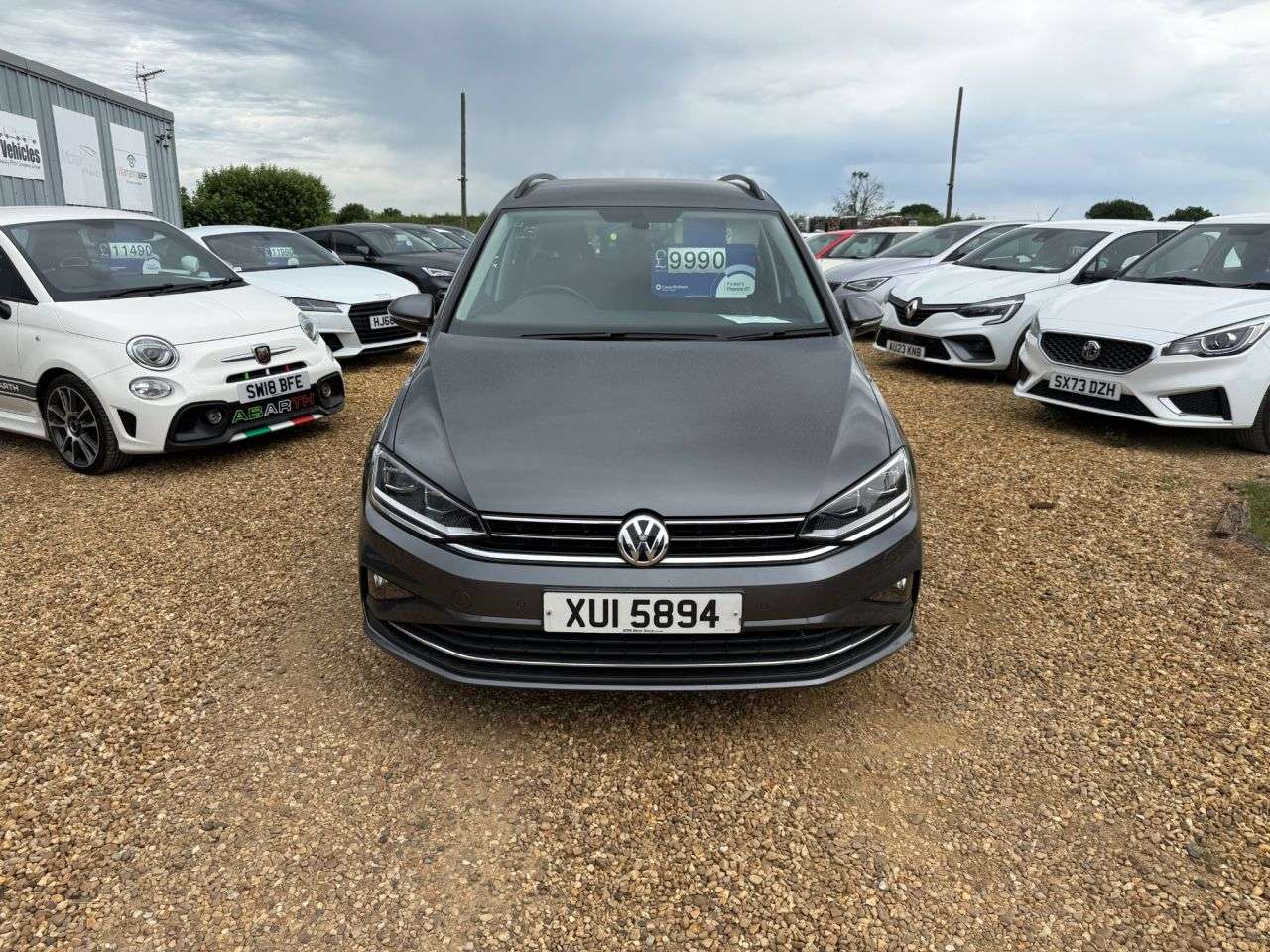 A 2019 VOLKSWAGEN GOLF SV 2.0 TDI Match MPV 5dr Diesel DSG Euro 6 (s/s) (150 ps) A 2019 VOLKSWAGEN GOLF SV 2.0 TDI Match MPV 5dr Diesel DSG Euro 6 (s/s) (150 ps)