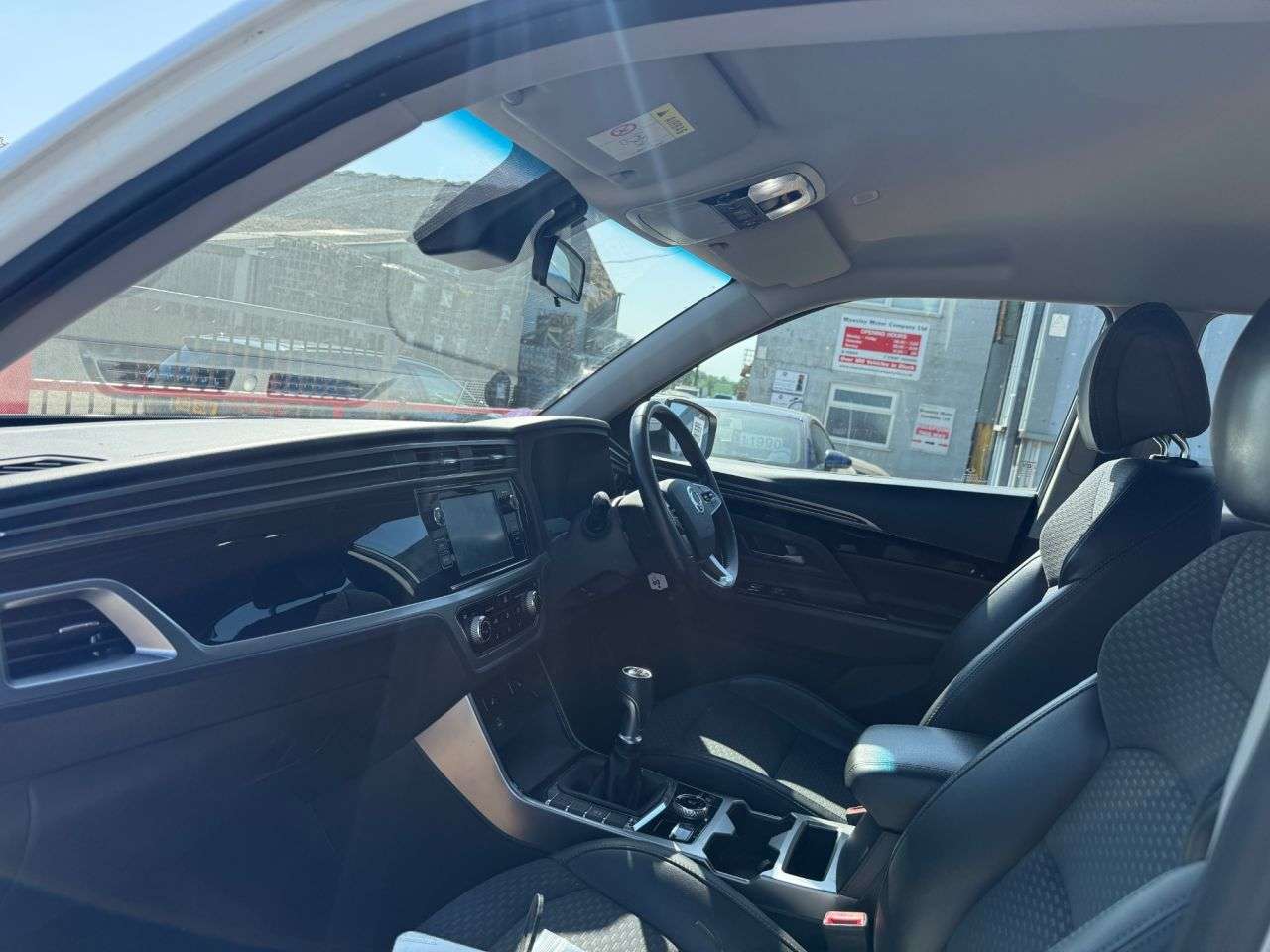 A 2021 SSANGYONG KORANDO 1.5 Ventura SUV 5dr Petrol Manual Euro 6 (s/s) (163 ps) A 2021 SSANGYONG KORANDO 1.5 Ventura SUV 5dr Petrol Manual Euro 6 (s/s) (163 ps)