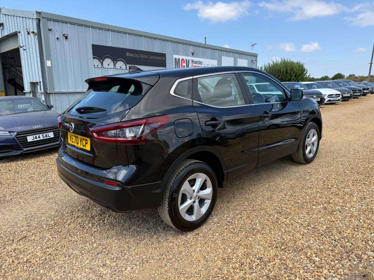 A 2021 NISSAN QASHQAI 1.3 DIG-T Acenta Premium SUV 5dr Petrol Manual Euro 6 (s/s) (140 ps) A 2021 NISSAN QASHQAI 1.3 DIG-T Acenta Premium SUV 5dr Petrol Manual Euro 6 (s/s) (140 ps)