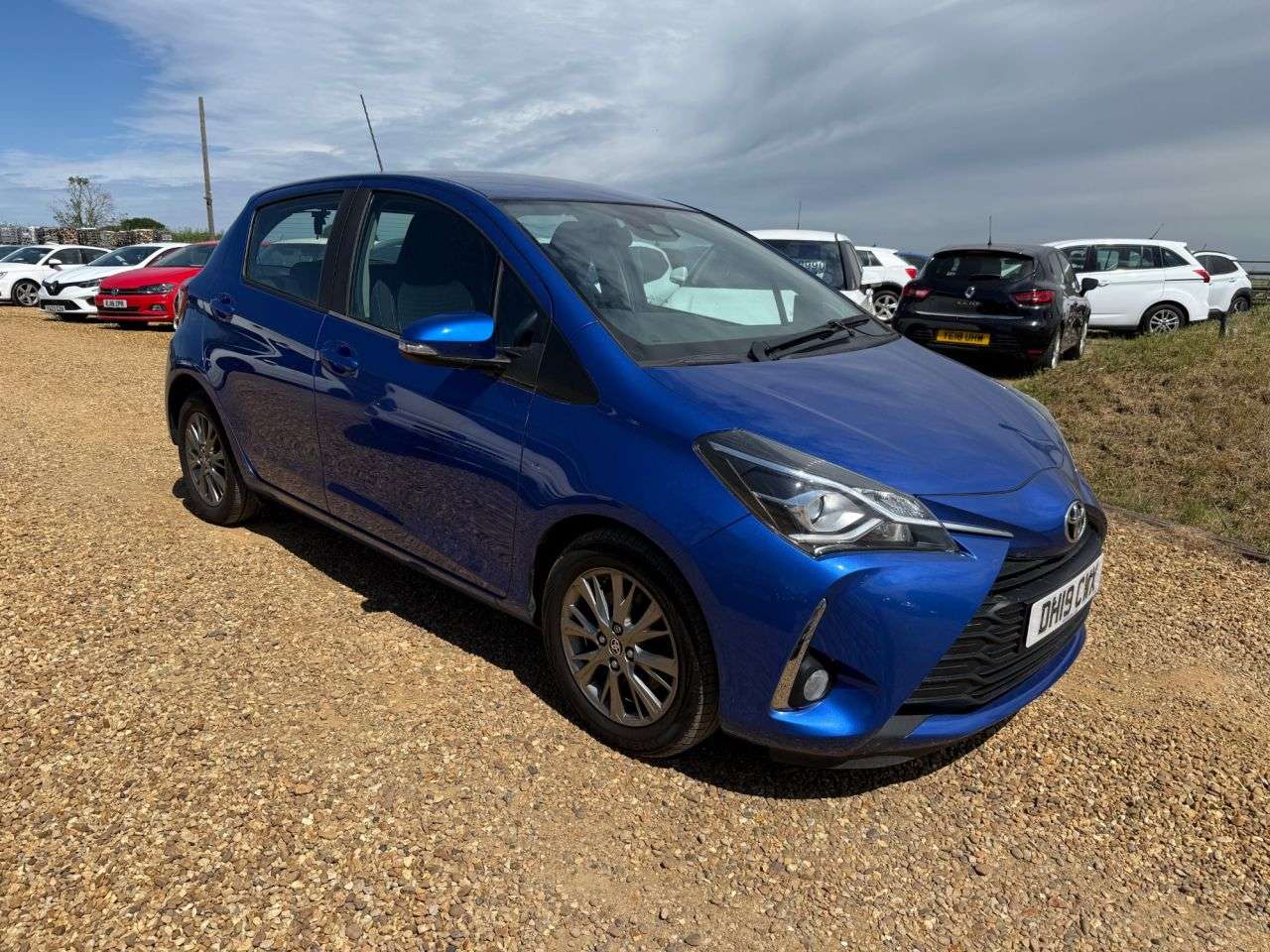 A 2019 TOYOTA YARIS 1.5 VVT-i Icon Hatchback 5dr Petrol Manual Euro 6 (111 ps) A 2019 TOYOTA YARIS 1.5 VVT-i Icon Hatchback 5dr Petrol Manual Euro 6 (111 ps)