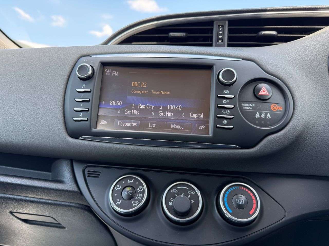2019 TOYOTA YARIS 2019 TOYOTA YARIS