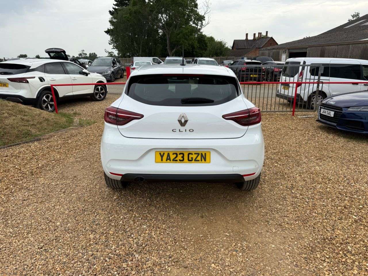 2023 RENAULT CLIO 2023 RENAULT CLIO