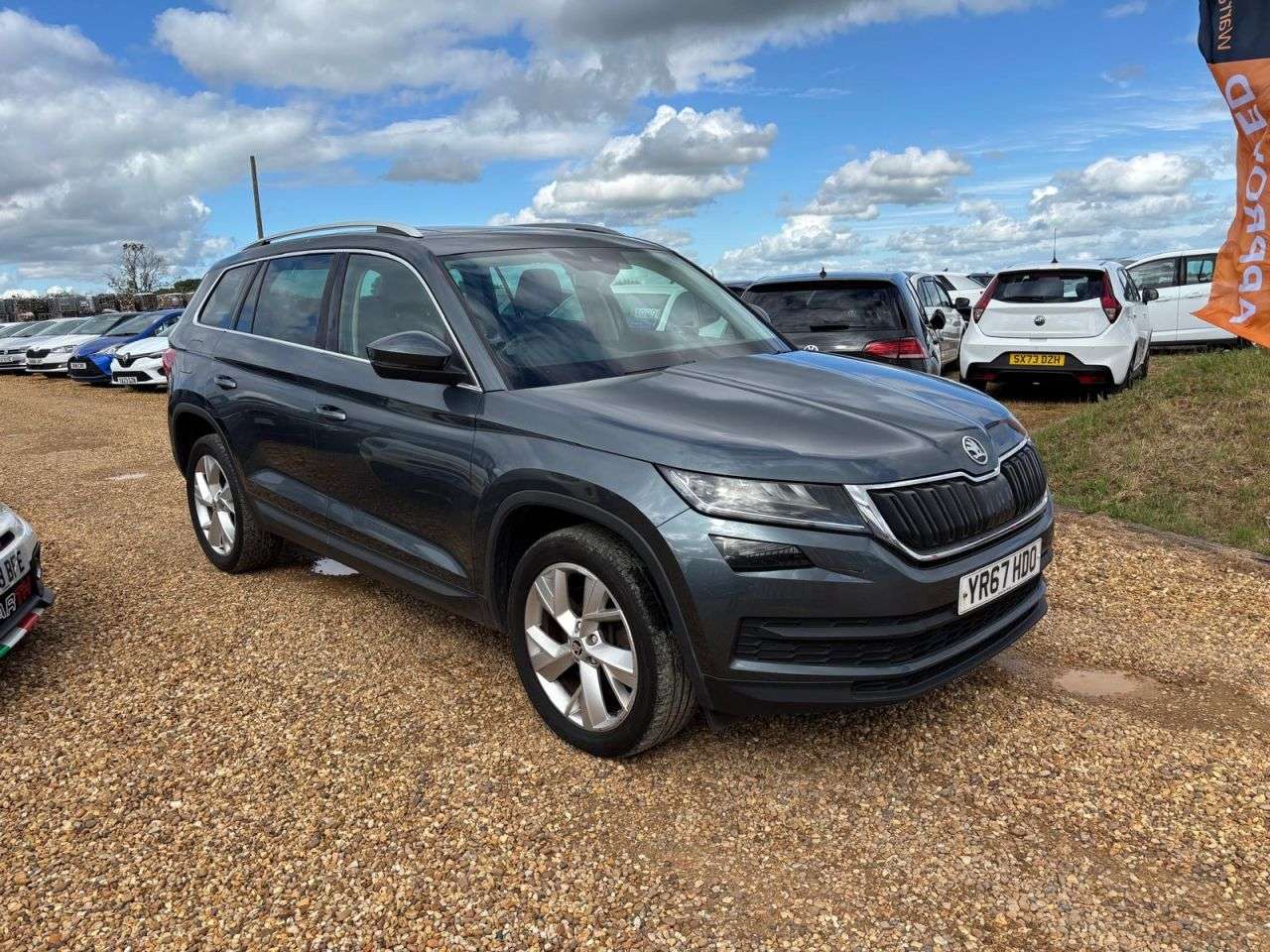 A 2017 SKODA KODIAQ 2.0 TDI Edition SUV 5dr Diesel DSG 4WD Euro 6 (s/s) (7 Seat) (190 ps) A 2017 SKODA KODIAQ 2.0 TDI Edition SUV 5dr Diesel DSG 4WD Euro 6 (s/s) (7 Seat) (190 ps)