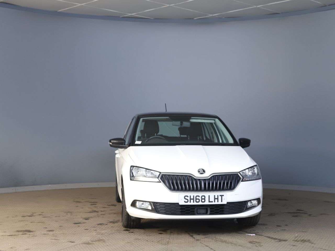 A 2018 SKODA FABIA 1.0 Colour Edition Hatchback 5dr Petrol Manual Euro 6 (s/s) (75 ps) A 2018 SKODA FABIA 1.0 Colour Edition Hatchback 5dr Petrol Manual Euro 6 (s/s) (75 ps)