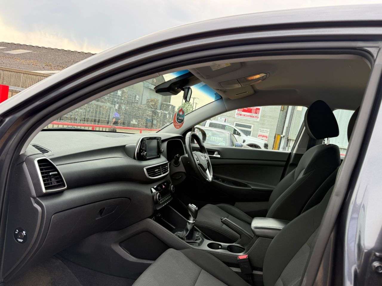 A 2019 HYUNDAI TUCSON 1.6 GDi S Connect SUV 5dr Petrol Manual Euro 6 (s/s) (132 ps) A 2019 HYUNDAI TUCSON 1.6 GDi S Connect SUV 5dr Petrol Manual Euro 6 (s/s) (132 ps)