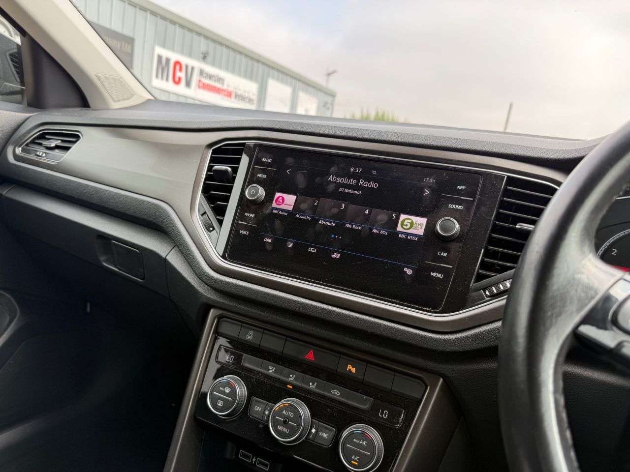 2018 VOLKSWAGEN T-ROC 2018 VOLKSWAGEN T-ROC
