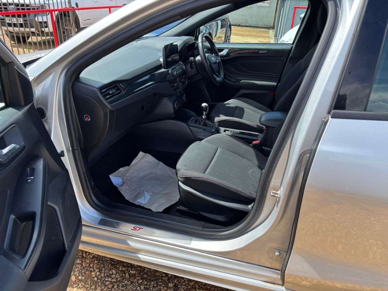 A 2019 FORD FOCUS 1.5 EcoBlue ST-Line Hatchback 5dr Diesel Manual Euro 6 (s/s) (120 ps) A 2019 FORD FOCUS 1.5 EcoBlue ST-Line Hatchback 5dr Diesel Manual Euro 6 (s/s) (120 ps)