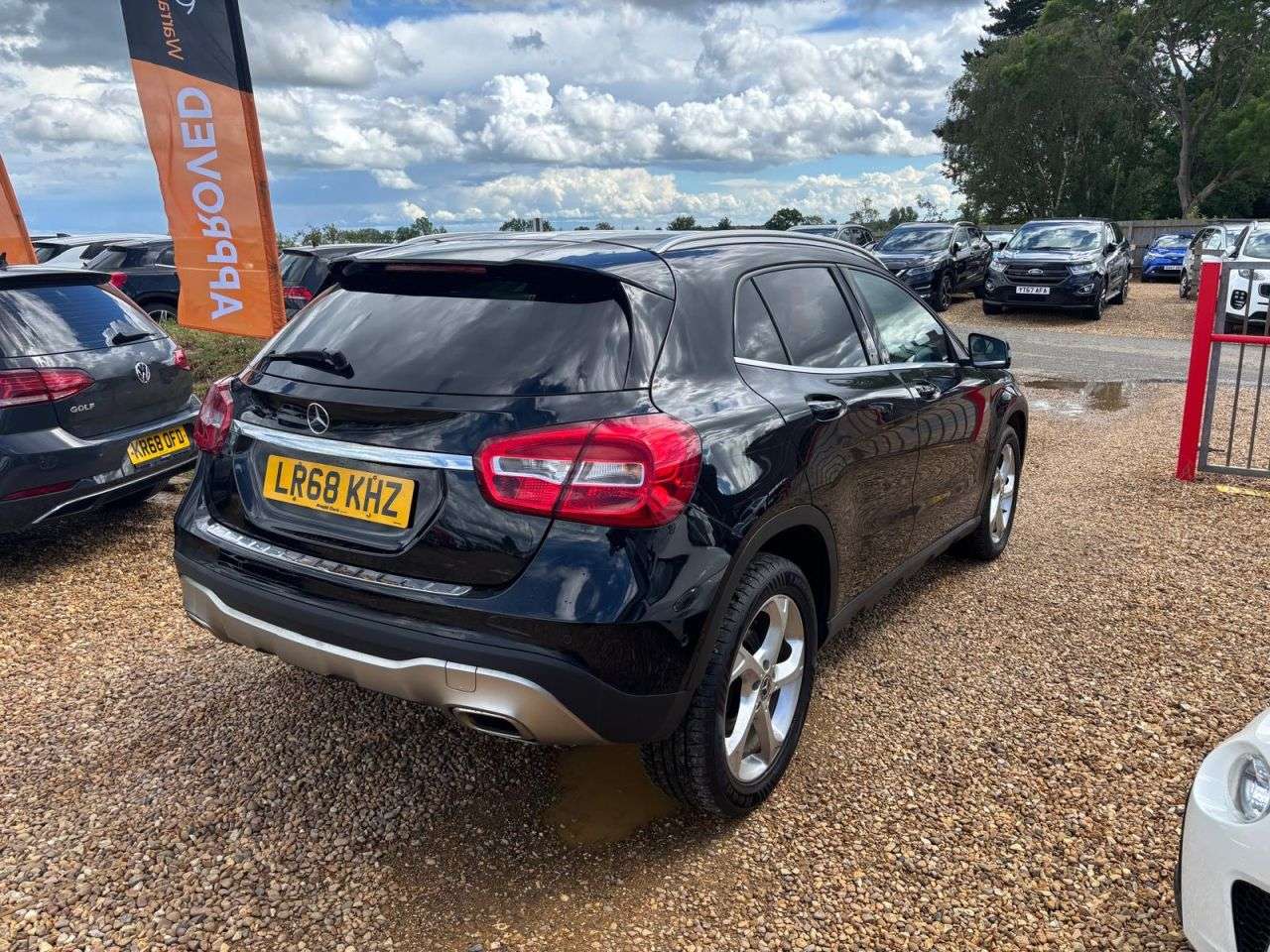 A 2018 MERCEDES-BENZ GLA 1.6 GLA200 Sport (Executive) SUV 5dr Petrol 7G-DCT Euro 6 (s/s) (156 ps) A 2018 MERCEDES-BENZ GLA 1.6 GLA200 Sport (Executive) SUV 5dr Petrol 7G-DCT Euro 6 (s/s) (156 ps)