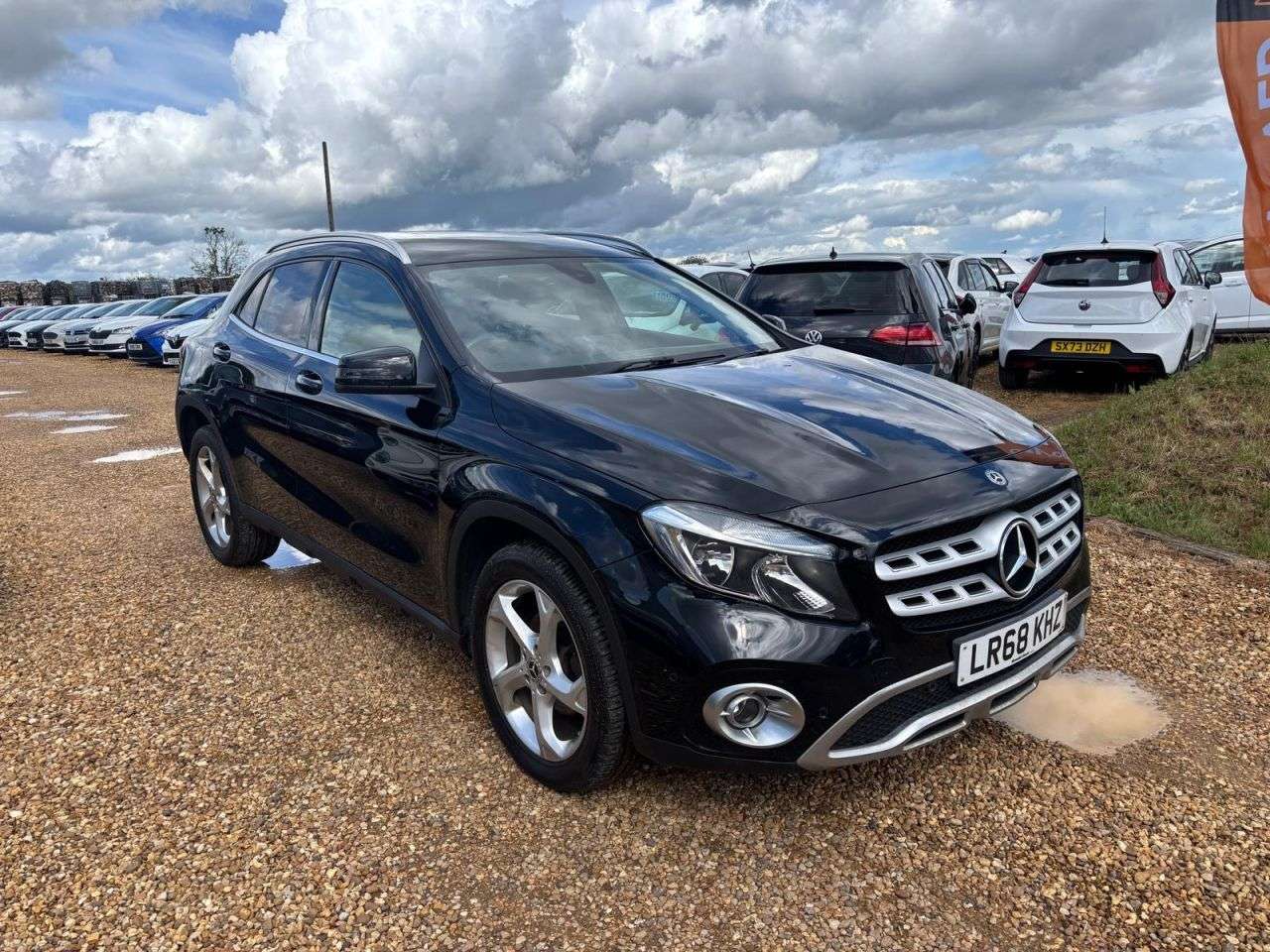 A 2018 MERCEDES-BENZ GLA 1.6 GLA200 Sport (Executive) SUV 5dr Petrol 7G-DCT Euro 6 (s/s) (156 ps) A 2018 MERCEDES-BENZ GLA 1.6 GLA200 Sport (Executive) SUV 5dr Petrol 7G-DCT Euro 6 (s/s) (156 ps)